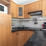 1 Entre 4 Et 6 Personnes Casa vacanze Reynès