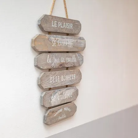 1 Entre 4 Et 6 Personnes Reynès