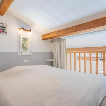 Holiday home 1 Entre 4 Et 6 Personnes *